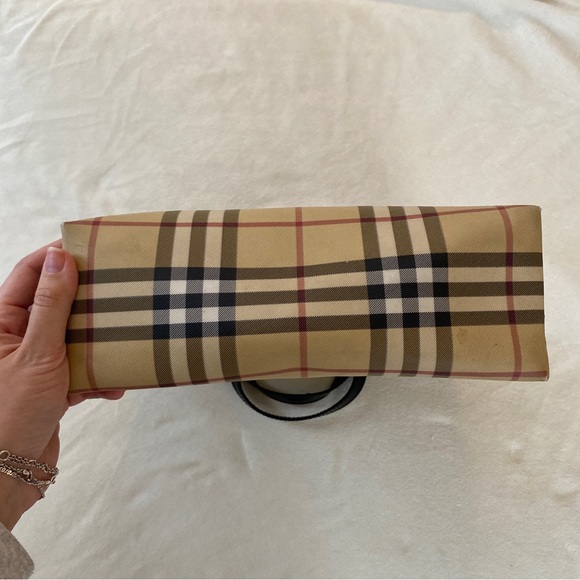 BURBERRY Nova Check Small Tote Size 10” x 12” - Picture 5 of 9